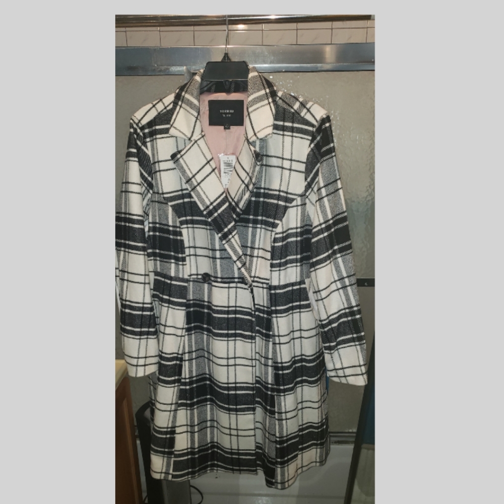Torrid New plus size 2x black and white double breasted plaid swing  winter coat